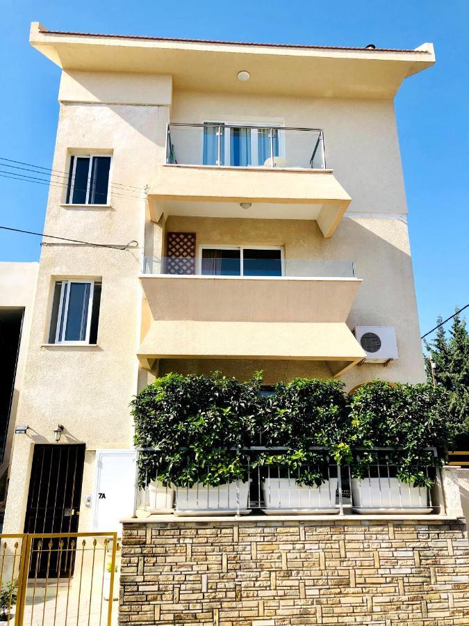 Silver Apartment - Loft Лімасол Екстер'єр фото